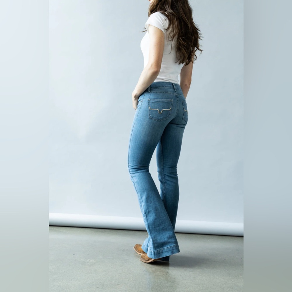 Kimes Ranch Lola Jeans Size 6